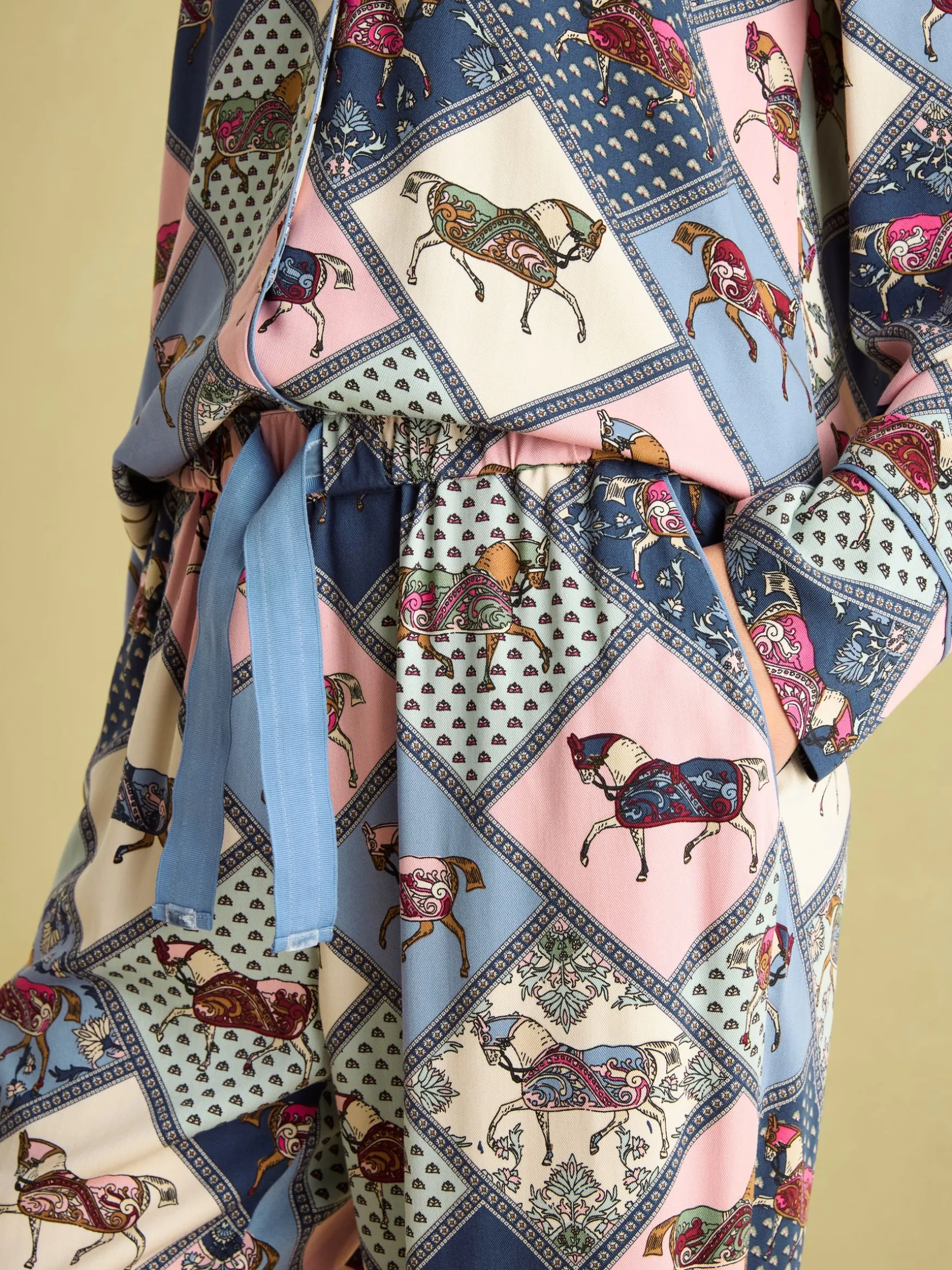 Alma Multi Pyjama Set
