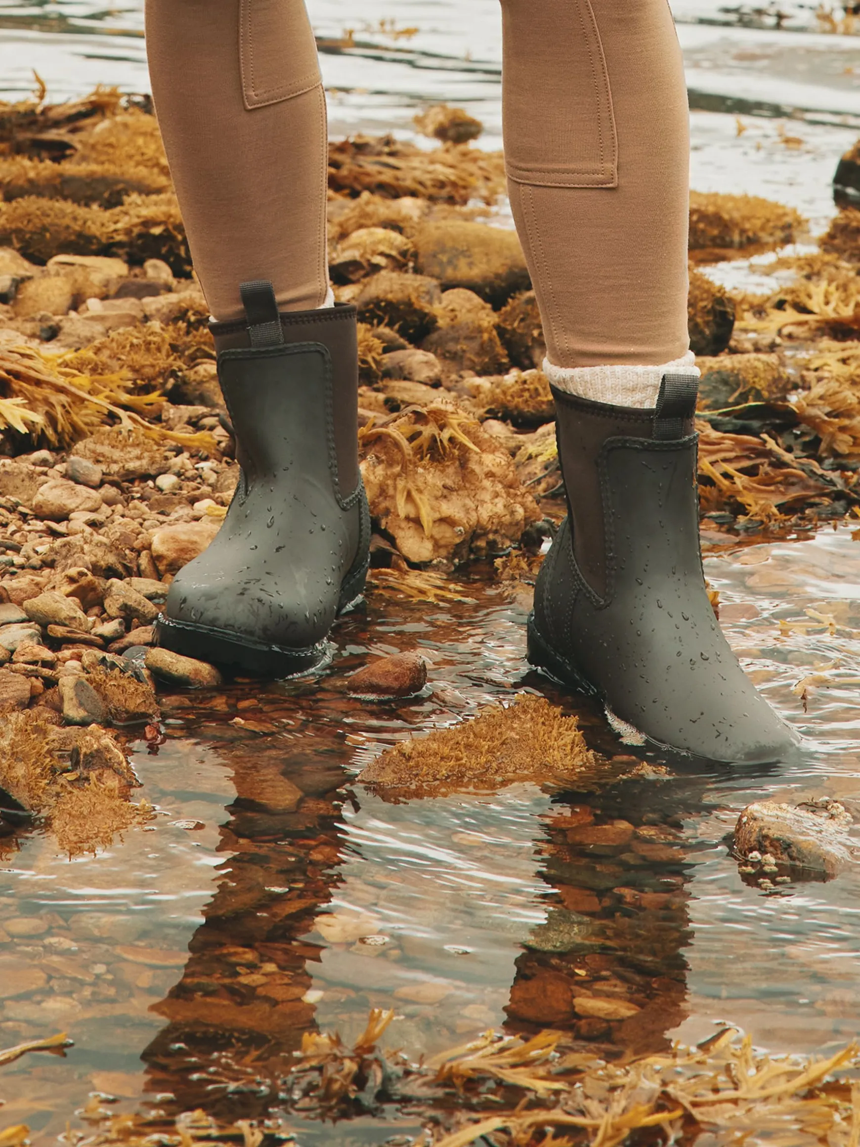 Oakfield Chocolate Brown Short Neoprene-Lined Wellies